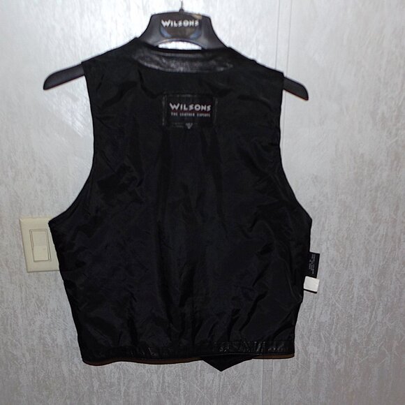Wilsons Men’s Medium Black Leather Biker Vest w/4 Skull Pins - Picture 9 of 9